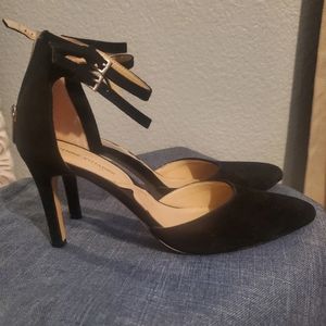 Adrienne Vittadini Black Suede 3" heels, size 8.5